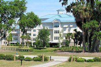 Resort Bluewater By Spinnaker